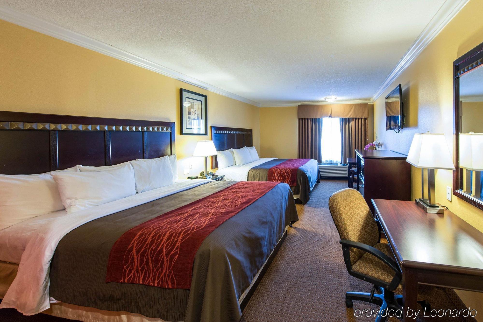 Quality Inn&suites Bell Gardens-los Angeles 3*