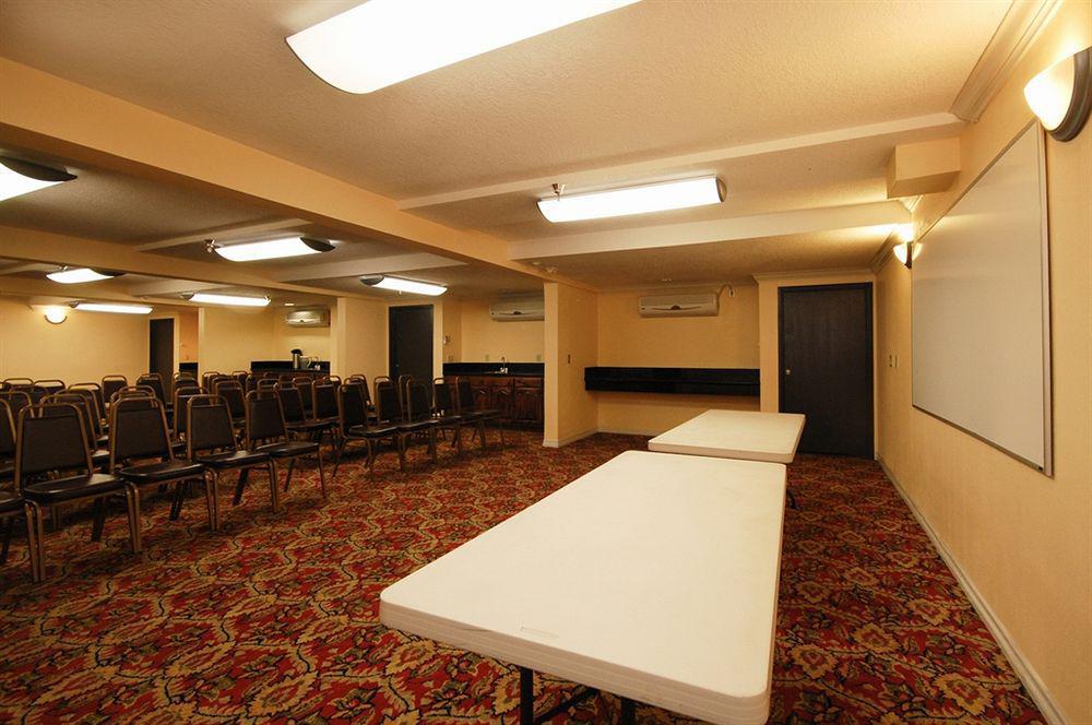 Hotel Quality Inn&suites Bell Gardens-los Angeles 3*