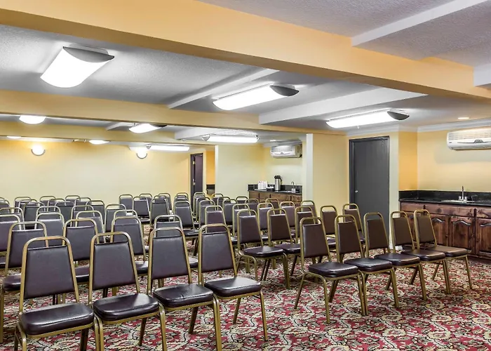 Quality Inn & Suites Bell Gardens-Los Angeles