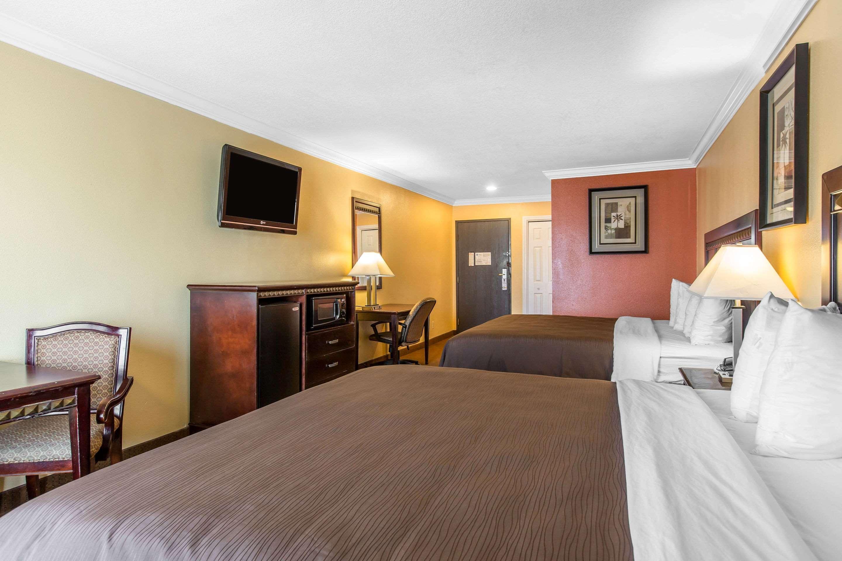 Quality Inn&suites Bell Gardens-los Angeles 3* Bell Gardens