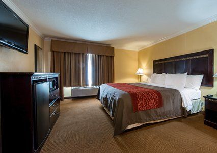 Quality Inn&suites Bell Gardens-los Angeles 3*