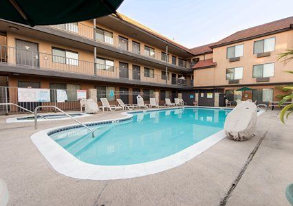 Quality Inn&suites Bell Gardens-los Angeles Hotel